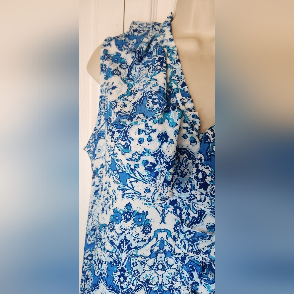NWT Karl Lagerfeld Medium Blue Floral Sleeveless Women's Top Ruffle Collar - Picture 2 of 10